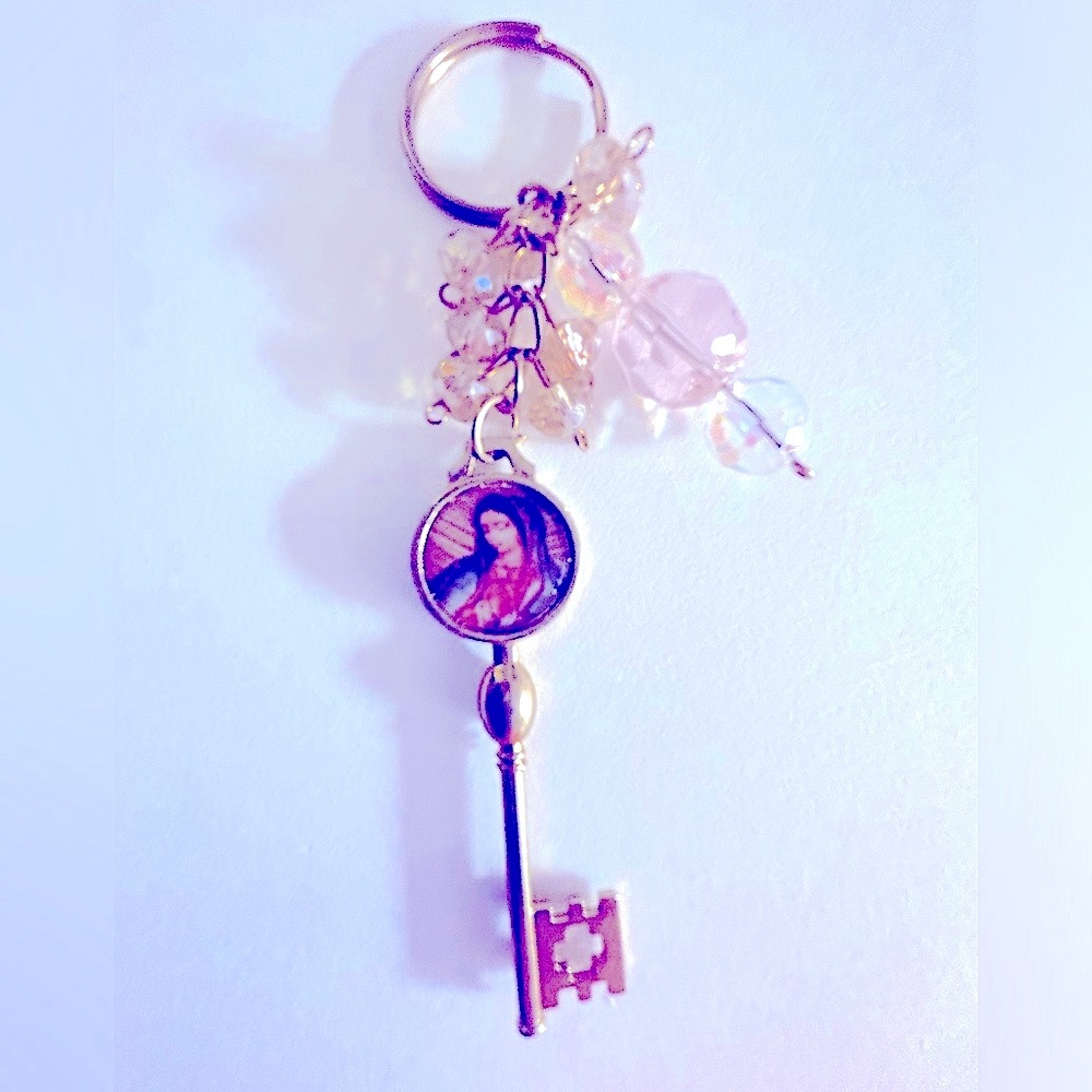 Vintage keychain Mother Mary picture, pink & white faceted crystals goldtone 5”